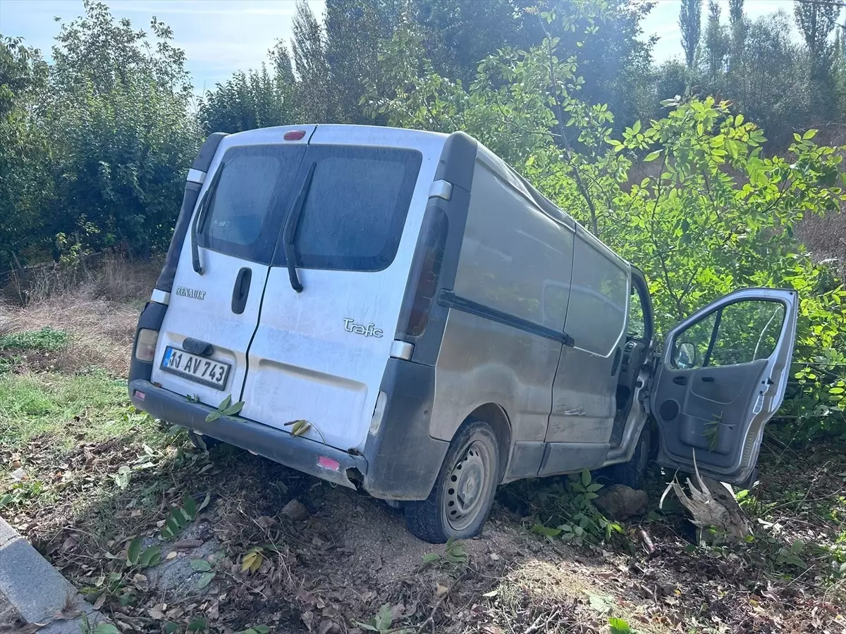 Bilecik’te Panelvan Devrildi: 1 Ölü, 1 Yaralı