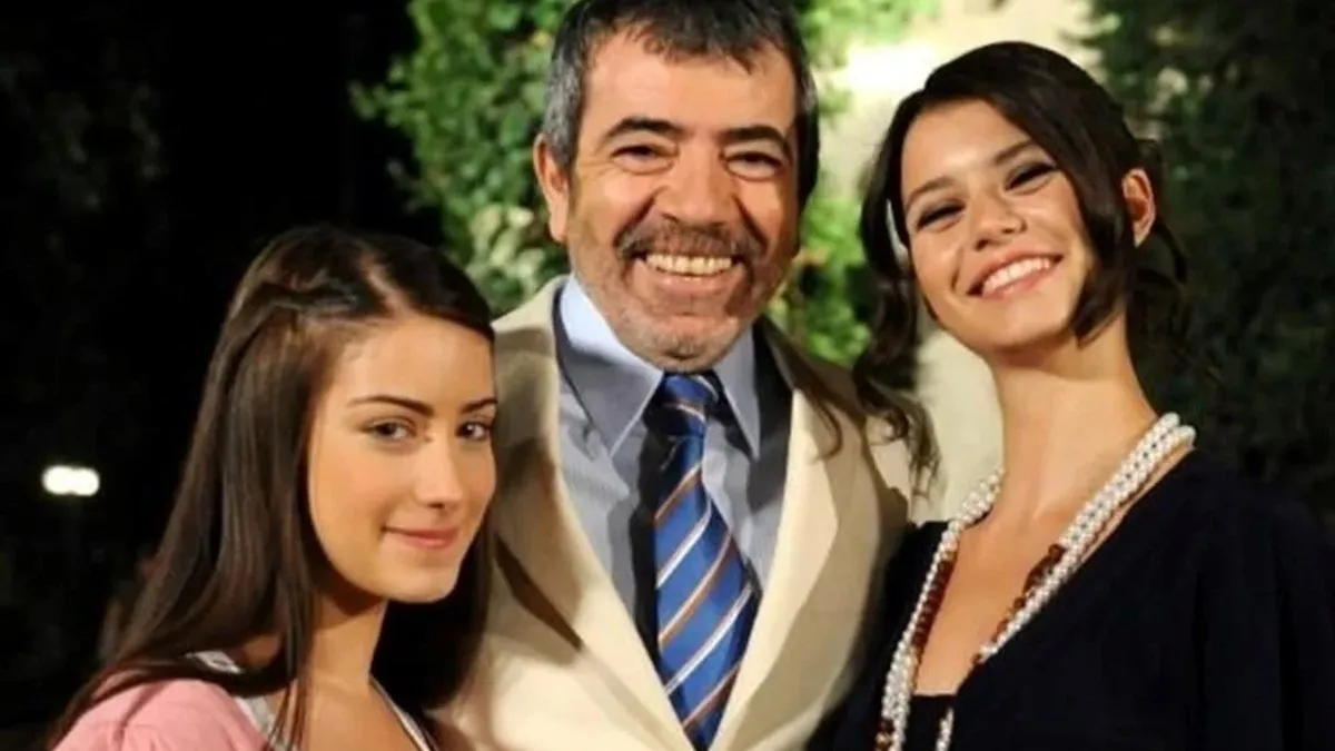 Aşkı Memnu’nun unutulmaz üçlüsü Hazal Kaya, Selçuk Yöntem, Beren Saat bir araya geldi!